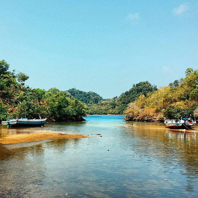Foto Pantai Kondang Buntung Malang - Info Tiket Masuk, Foto, Rute, Ulasan