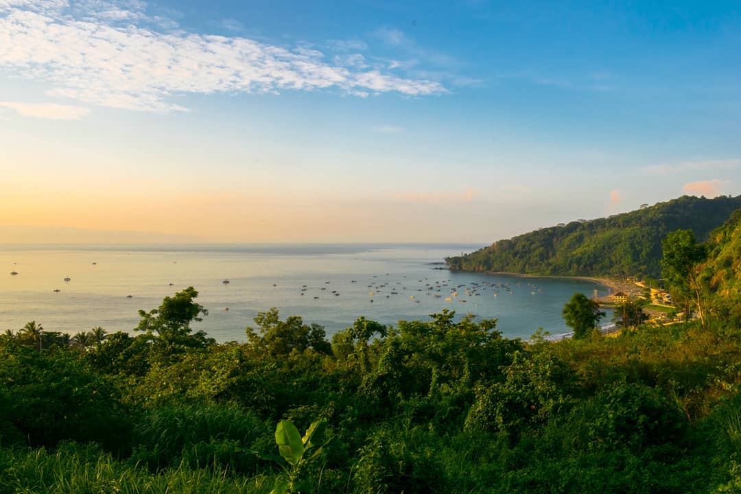 Pantai Cikembang - Info Tiket Masuk, Foto, Rute, Ulasan