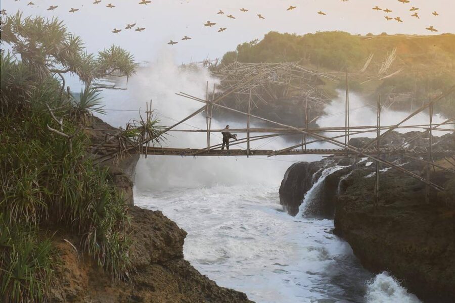 Pantai Cicaladi - Info Tiket Masuk, Foto, Rute, Ulasan