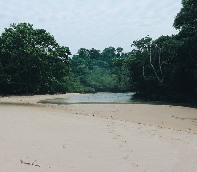 Pantai Kondang Buntung - Info Tiket Masuk, Foto, Rute, Ulasan