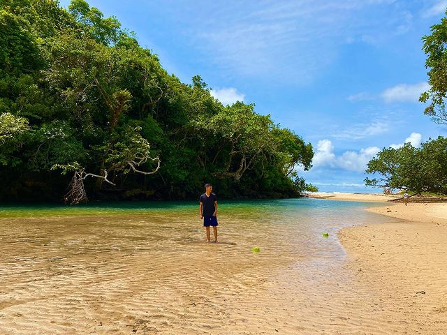 Pantai Kondang Buntung - Info Tiket Masuk, Foto, Rute, Ulasan