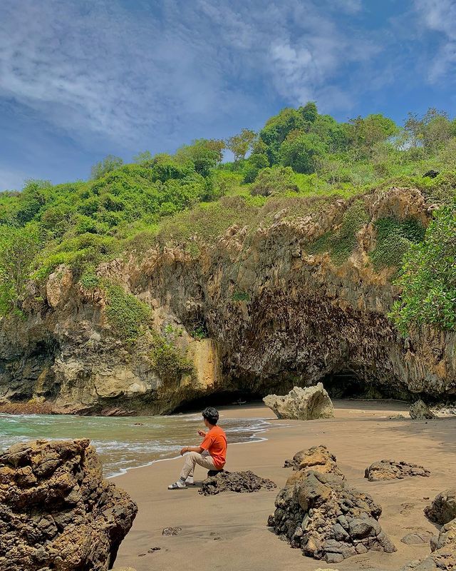 Pantai Gebyuran - Info Tiket Masuk, Foto, Rute, Ulasan Pantai Gebyuran - Info Tiket Masuk, Foto, Rute, Ulasan