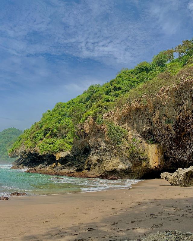 Pantai Gebyuran - Info Tiket Masuk, Foto, Rute, Ulasan Pantai Gebyuran - Info Tiket Masuk, Foto, Rute, Ulasan