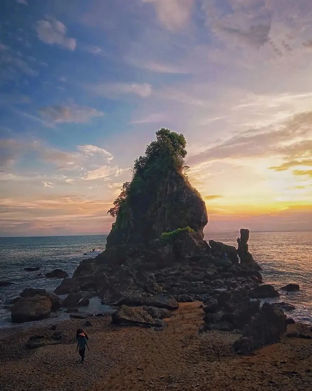 Pantai Karang Agung - Info Tiket Masuk, Foto, Rute, Ulasan