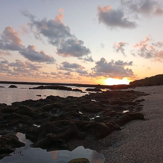 Pantai Minajaya - Info Tiket Masuk, Foto, Rute, Ulasan