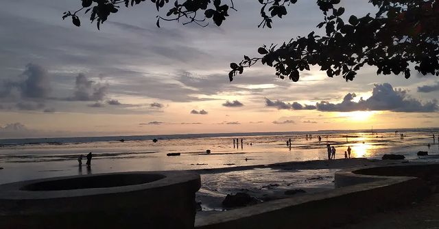 Pantai Minajaya - Info Tiket Masuk, Foto, Rute, Ulasan