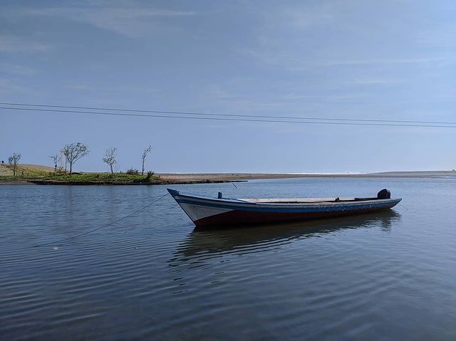 Pantai Minajaya - Info Tiket Masuk, Foto, Rute, Ulasan