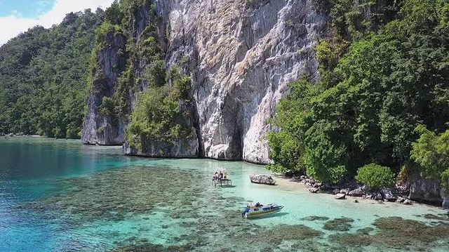 Pantai Ora - Info Tiket Masuk, Foto, Rute, Ulasan Pantai Ora - Info Tiket Masuk, Foto, Rute, Ulasan