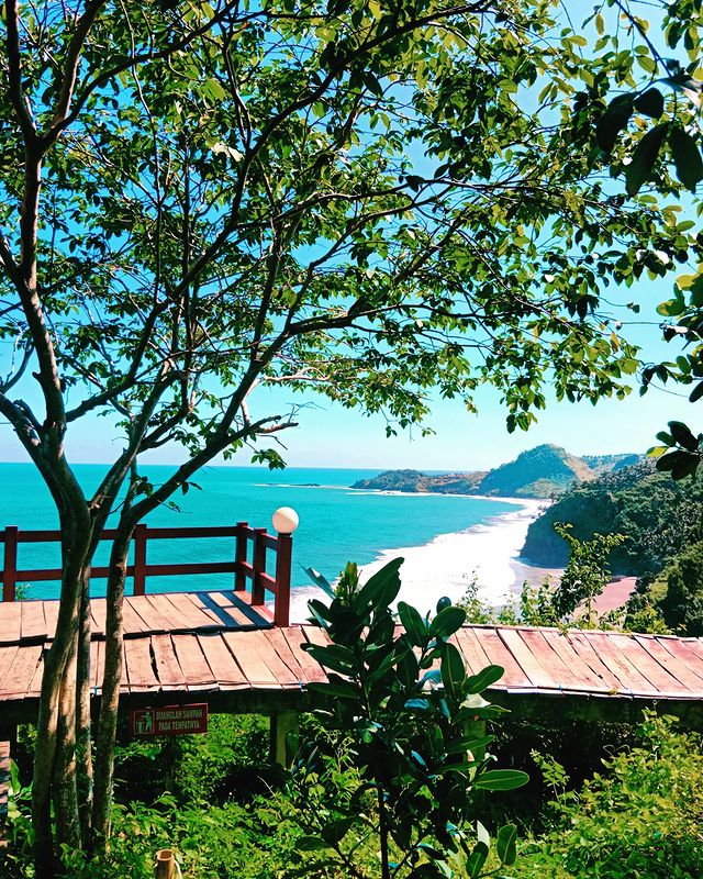 Pantai Surumanis - Info Tiket Masuk, Foto, Rute, Ulasan Pantai Surumanis - Info Tiket Masuk, Foto, Rute, Ulasan