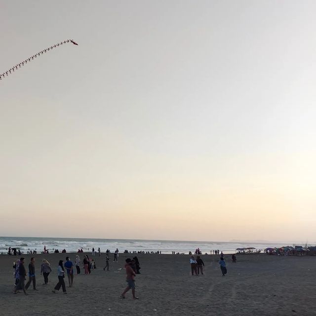 Pantai WidaraPayung - Info Tiket Masuk, Foto, Rute, Ulasan