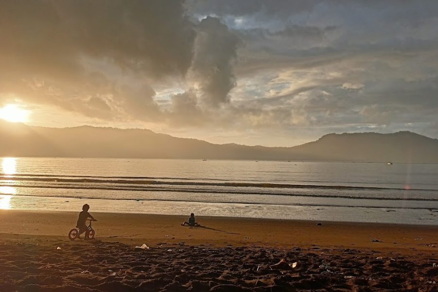 Pantai Cengkrong - Info Tiket Masuk, Foto, Rute, Ulasan