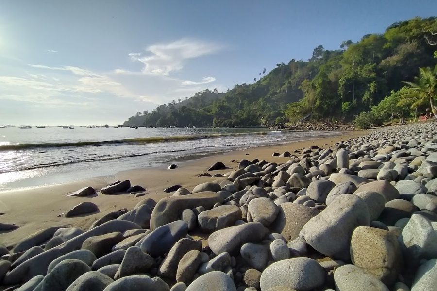 Pantai Klatak - Info Tiket Masuk, Foto, Rute, Ulasan