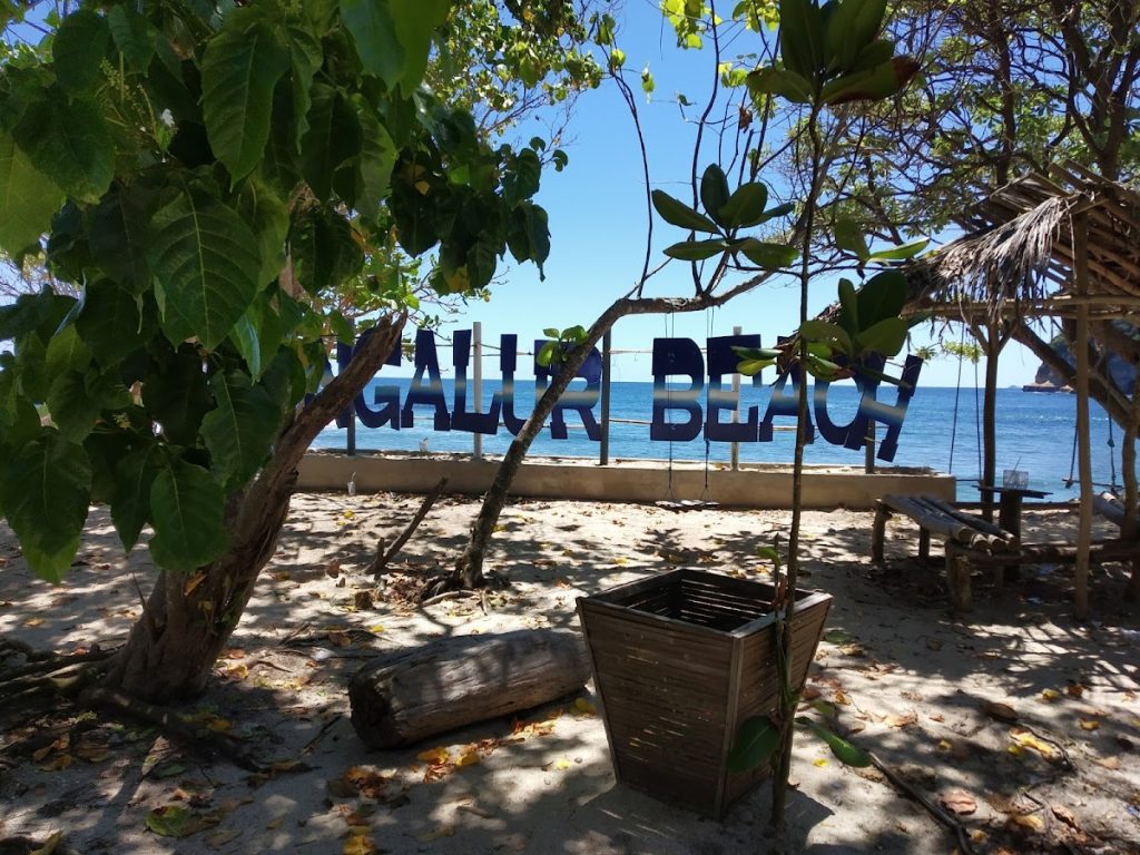 Pantai Ngalur - Info Tiket Masuk, Foto, Rute, Ulasan Pantai Ngalur - Info Tiket Masuk, Foto, Rute, Ulasan