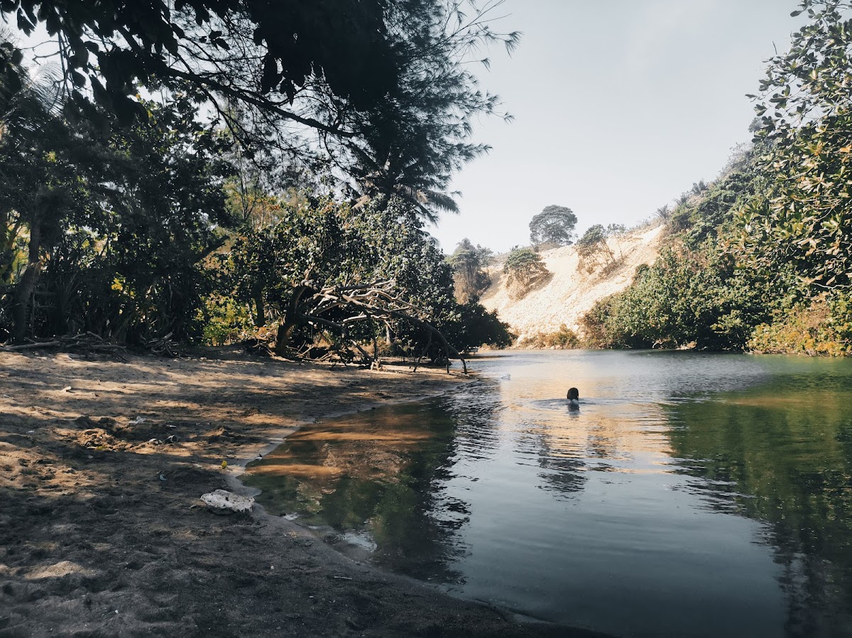 Pantai Pangi - Info Tiket Masuk, Foto, Rute, Ulasan