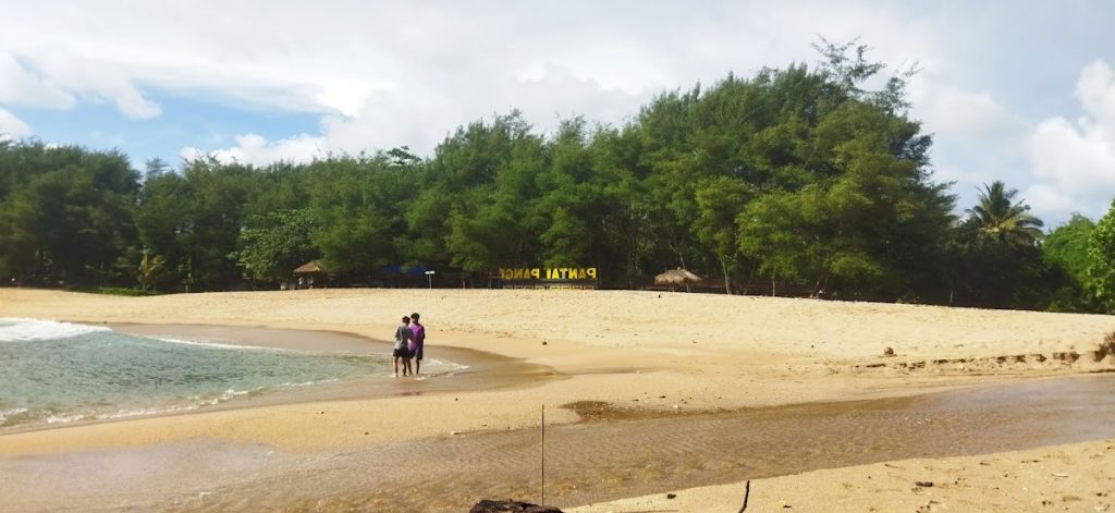 Pantai Pangi - Info Tiket Masuk, Foto, Rute, Ulasan Pantai Pangi - Info Tiket Masuk, Foto, Rute, Ulasan