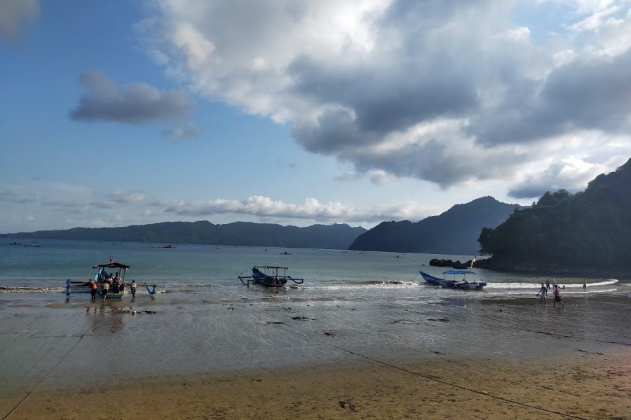Pantai Simbaronce - Info Tiket Masuk, Foto, Rute, Ulasan