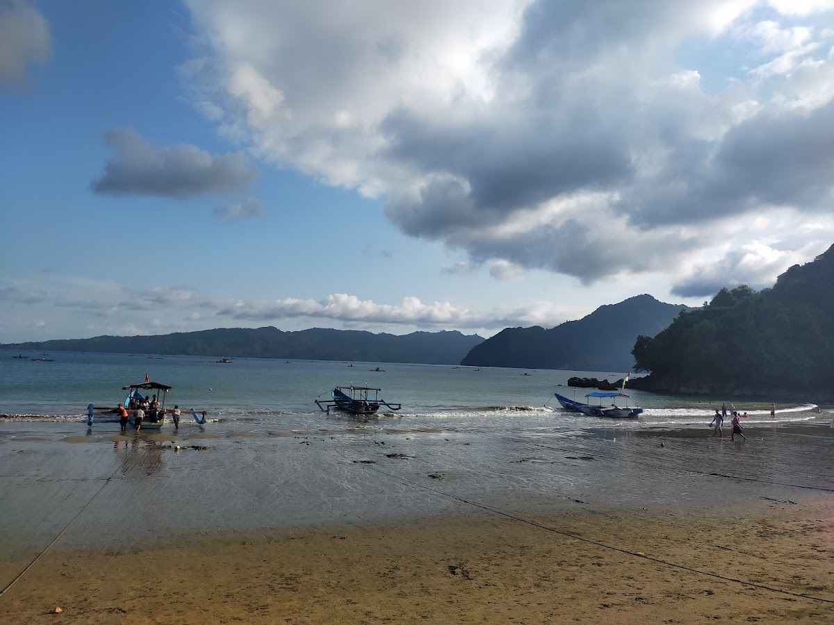Pantai Simbaronce - Info Tiket Masuk, Foto, Rute, Ulasan