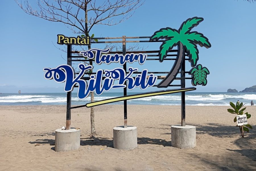 Pantai Taman Kili-kili - Info Tiket Masuk, Foto, Rute, Ulasan