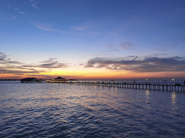Pantai Bale Bale Nongsa - Info Tiket Masuk, Foto, Rute, Ulasan